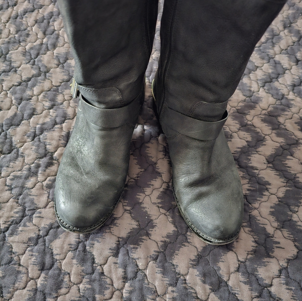 Black Women's Mid-Calf Leather Boots - Vince Camuto